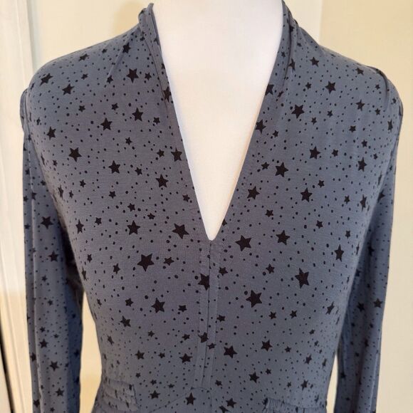 Boden‎ Betty Dress Size 2 Gray Black Cosmic Stars Soft STRETCHY Swingy Comfy - Picture 2 of 12